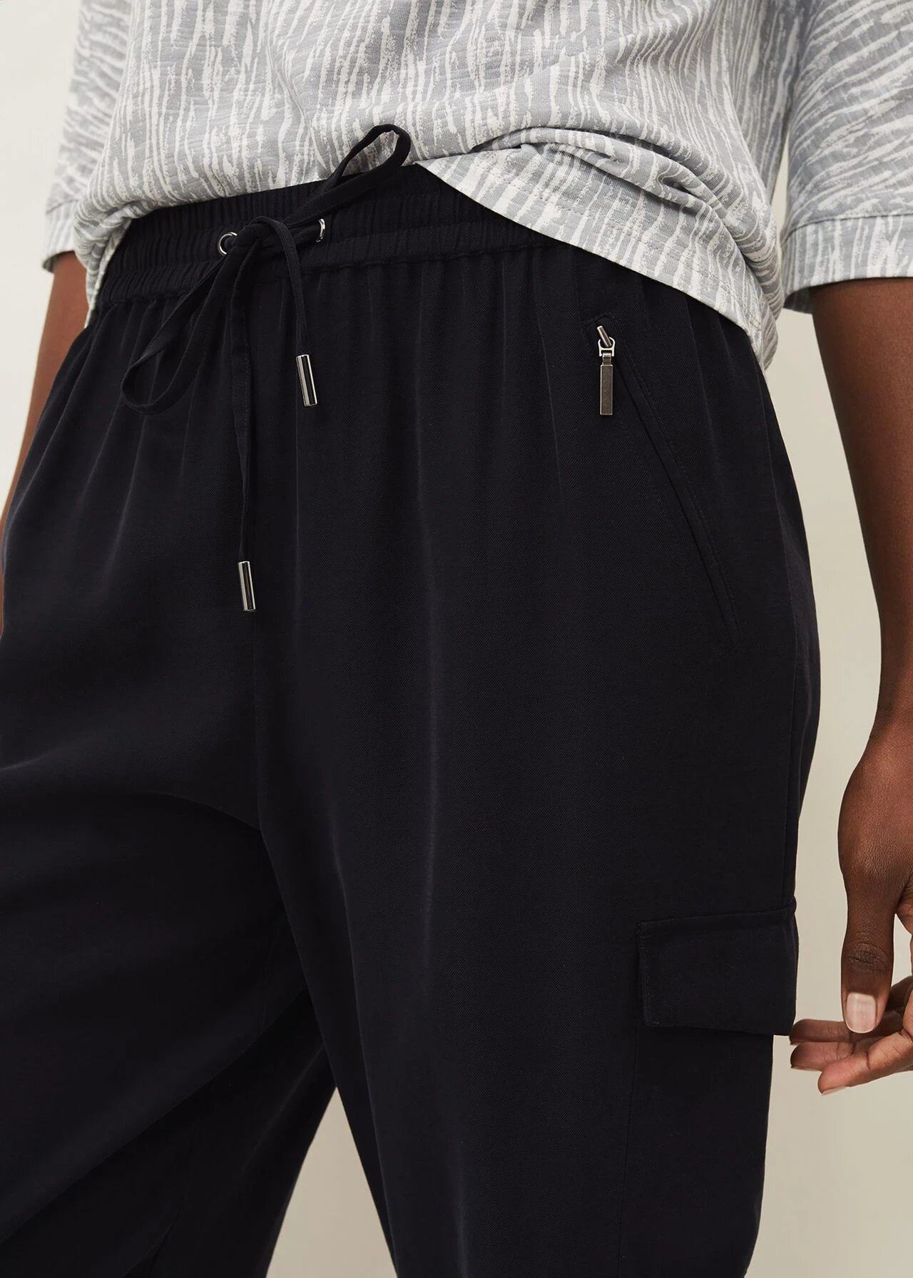 Alora Soft Cargo Jogger 7 Alora Soft Cargo Jogger – Bild 7