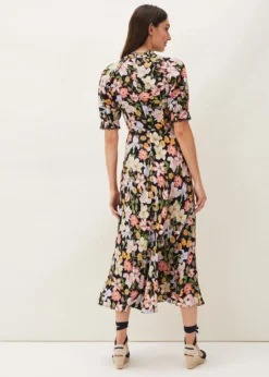 Titelseite 26 Titelseite -TrendLust Verkäufe 220563492 02 penelope floral puff sleeve midi dress