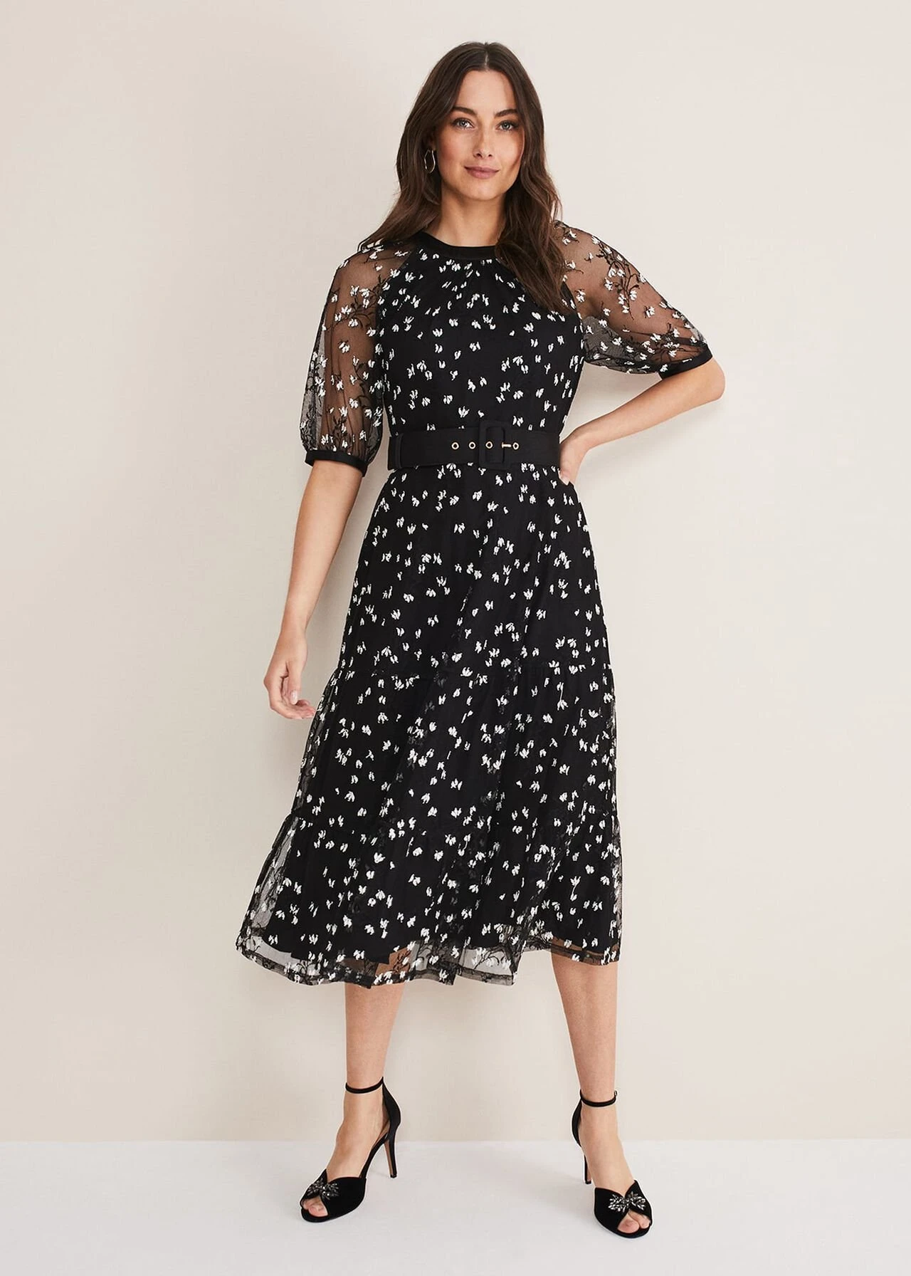 Freja Embroidered Dress 3 Freja Embroidered Dress – Bild 3