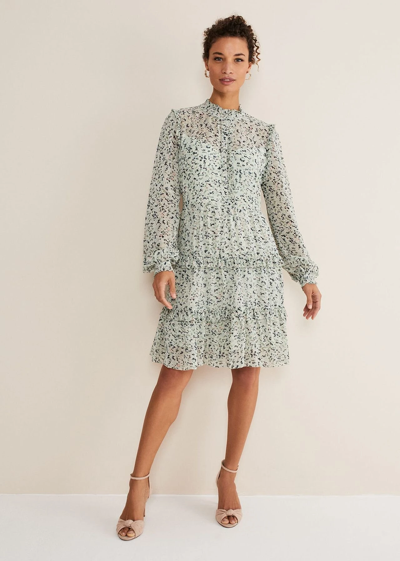 Harlow Floral Tiered Mini Dress 3 Harlow Floral Tiered Mini Dress – Bild 3