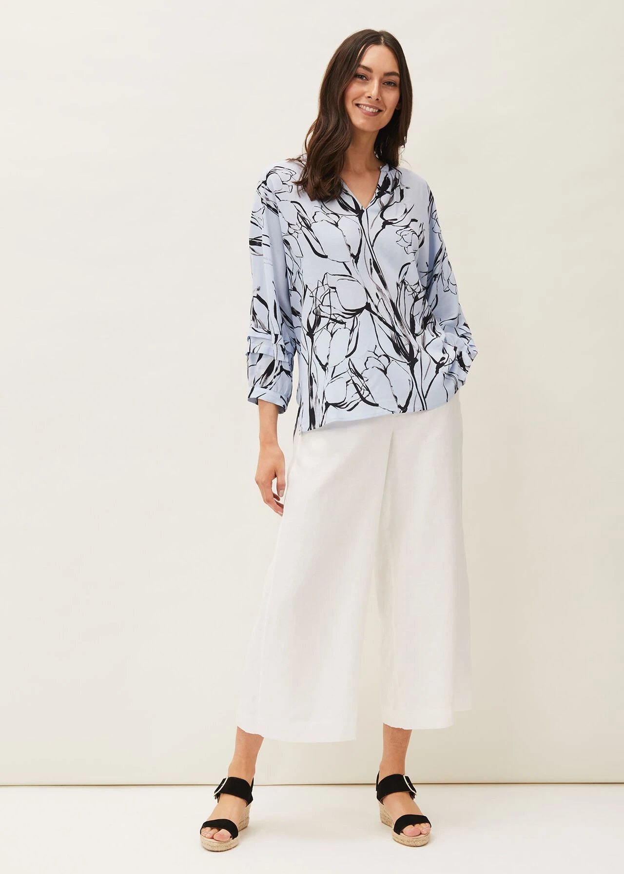 Kalila Tulip Print Blouse 6 Kalila Tulip Print Blouse – Bild 6