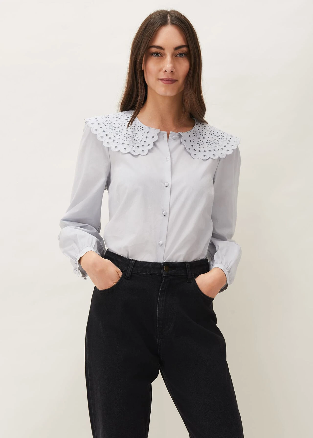 Amelia Oversized Embroidered Collar Blouse 4 Amelia Oversized Embroidered Collar Blouse – Bild 4