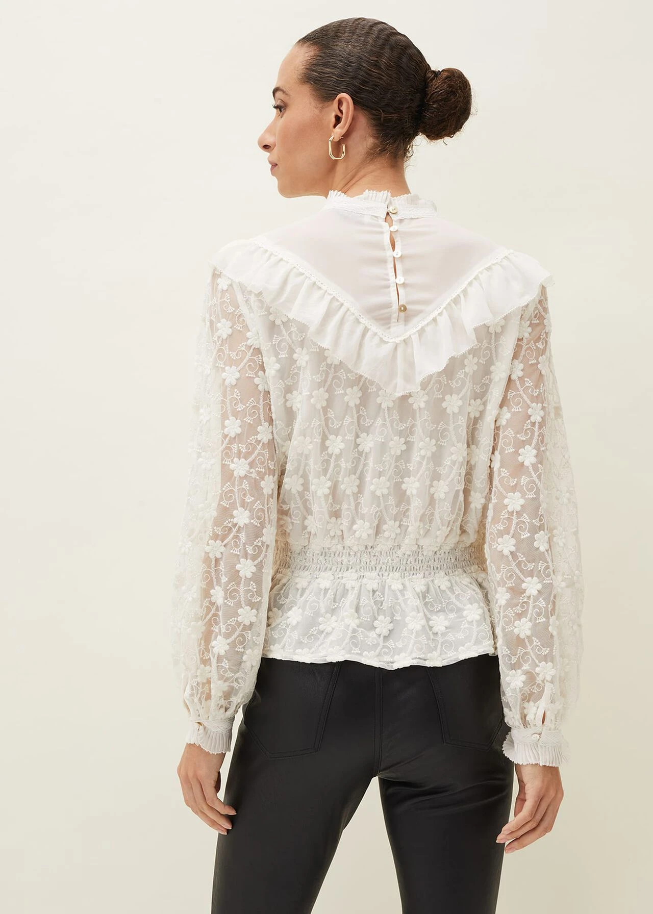 Coralina Embroidered Frill Blouse 2 Coralina Embroidered Frill Blouse – Bild 2