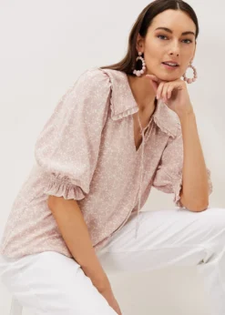 Sutton Collar Blouse