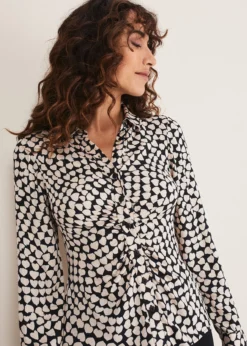 Kesia Ruched Front Heart Print Shirt -TrendLust Verkäufe 502326145 04 kesia ruched front heart print shirt